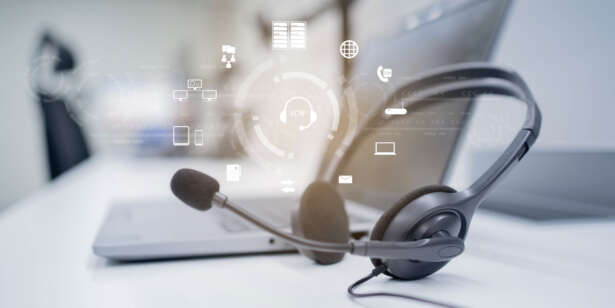 IVR（自動音声応答システム）やAIを活用して、電話で人が折り返しを提案するのではなく、「自動的なコールバック」を行う企業も