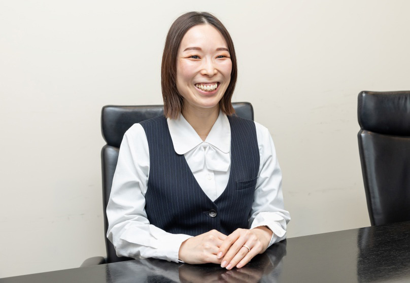 電話代行オペレーター｜元予備校の事務員｜My Team108・CUBEを運営する大阪エル・シー・センターの社員インタビュー